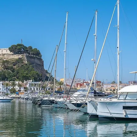 Romantico En El Puerto De Lejlighed *