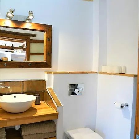 Romantico En El Puerto De