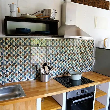 Romantico En El Puerto De * דניה